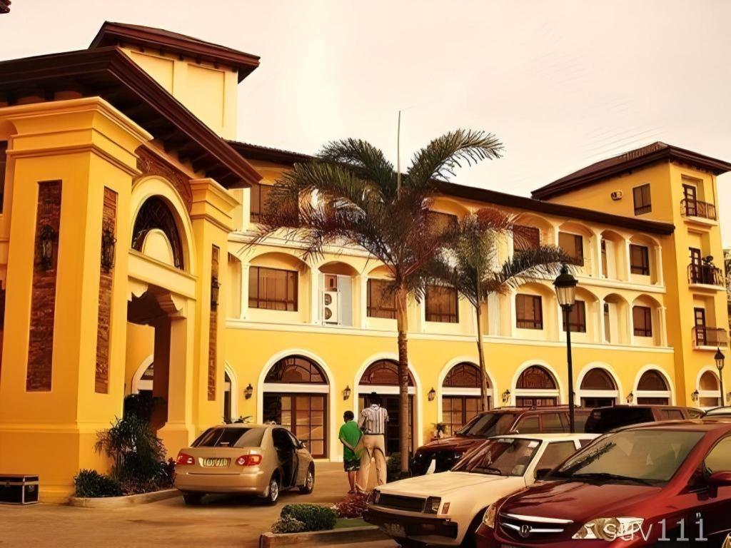 Planta Centro Bacolod Hotel & Residences Екстериор снимка