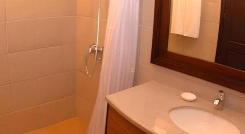 Planta Centro Bacolod Hotel & Residences Екстериор снимка