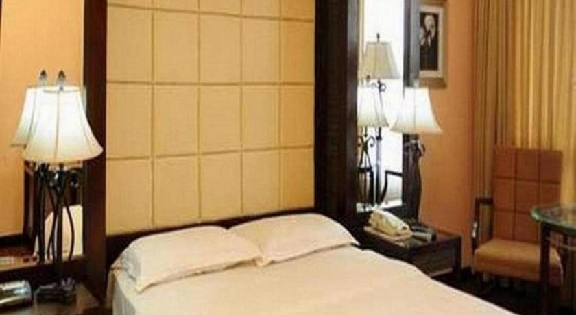 Planta Centro Bacolod Hotel & Residences Екстериор снимка